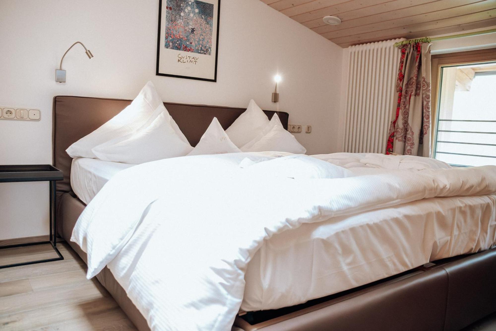 Hotel Goldener Berg Lech am Arlberg Exteriör bild
